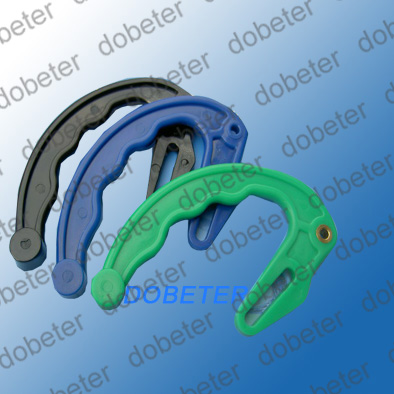 KW1-M115L-000 HOLD ARM (CL8mm) 